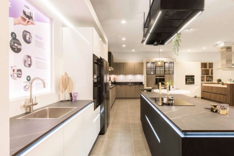 Design keuken met toestellen